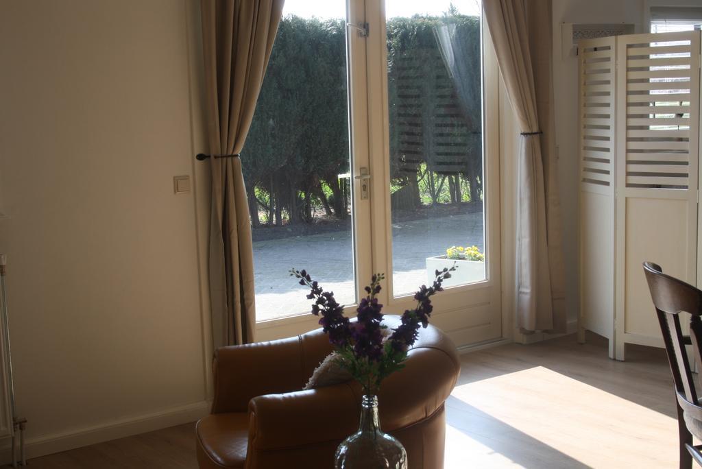 Apartamento De Nieuwe Stal Scherpenisse Habitación foto